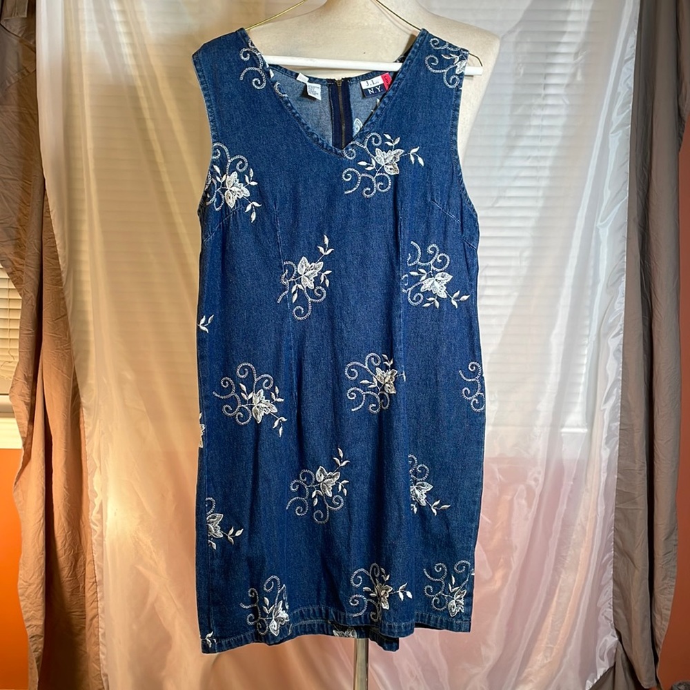 J.L.N.Y. Vintage Denim Dress size Large.